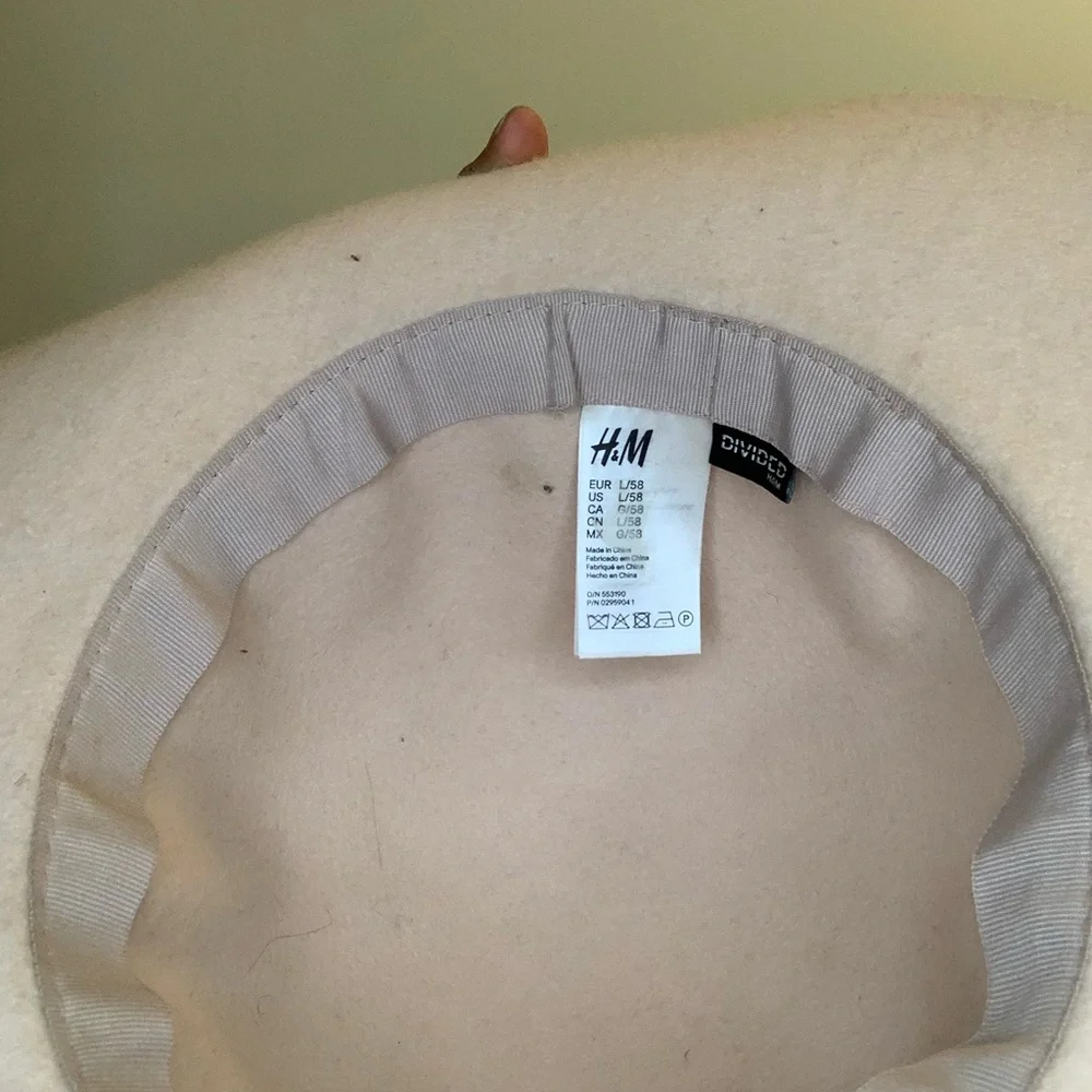 Pink H&M hat - Picture 3 of 4